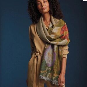 The MET Louis C Tiffany Morning Glories Scarf